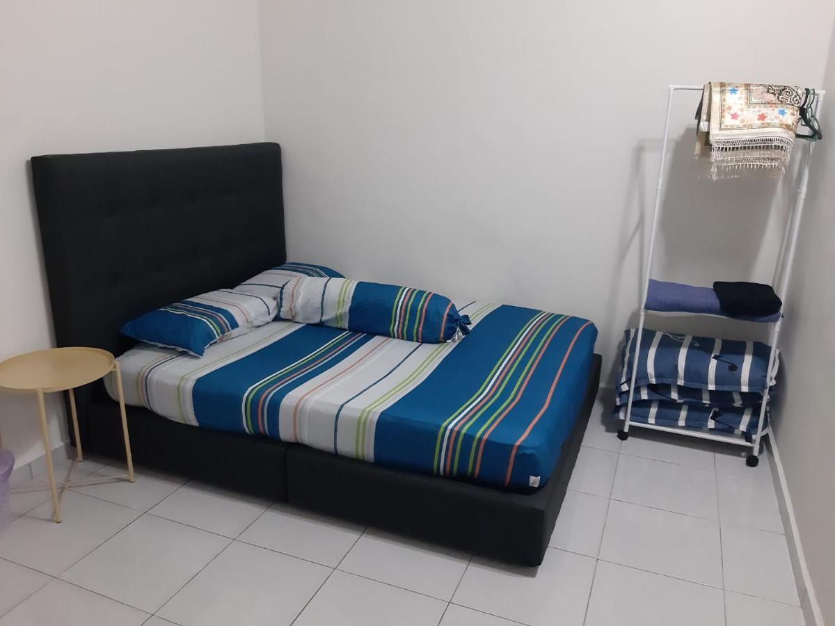 Rumah Armand Melaka 4Br Fully Aircond Εξωτερικό φωτογραφία