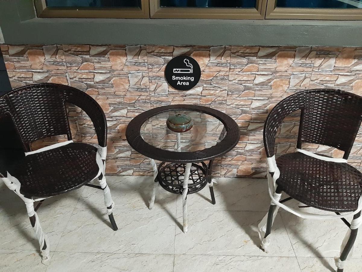 Rumah Armand Melaka 4Br Fully Aircond Εξωτερικό φωτογραφία